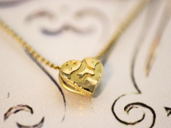 Anhaenger Fass Dir ein HERZ Gold