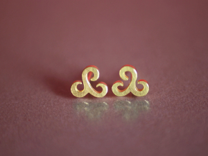 Ohrstecker NIXENWELLEN Gold